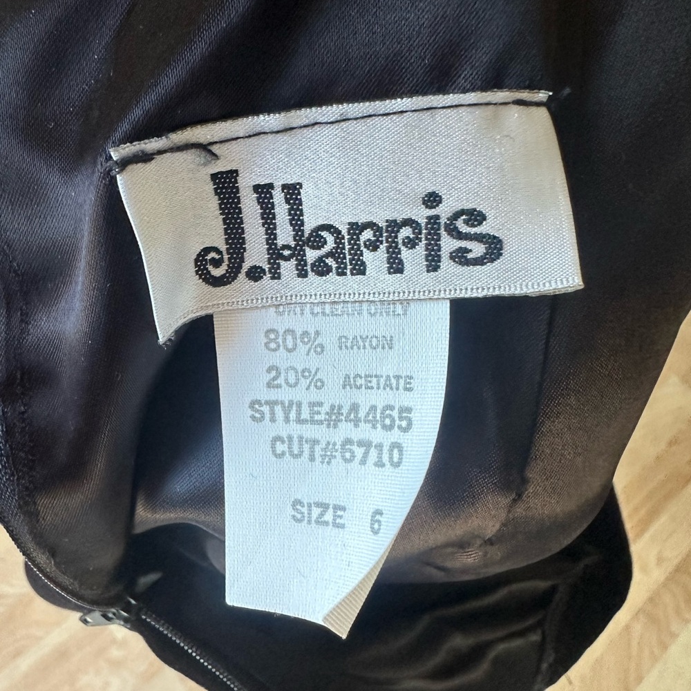 Vtg J.Harris Black Velvet Rhinestone Formal 2 Pc Suit Skirt & Keyhole Jacket 6 - Picture 9 of 16